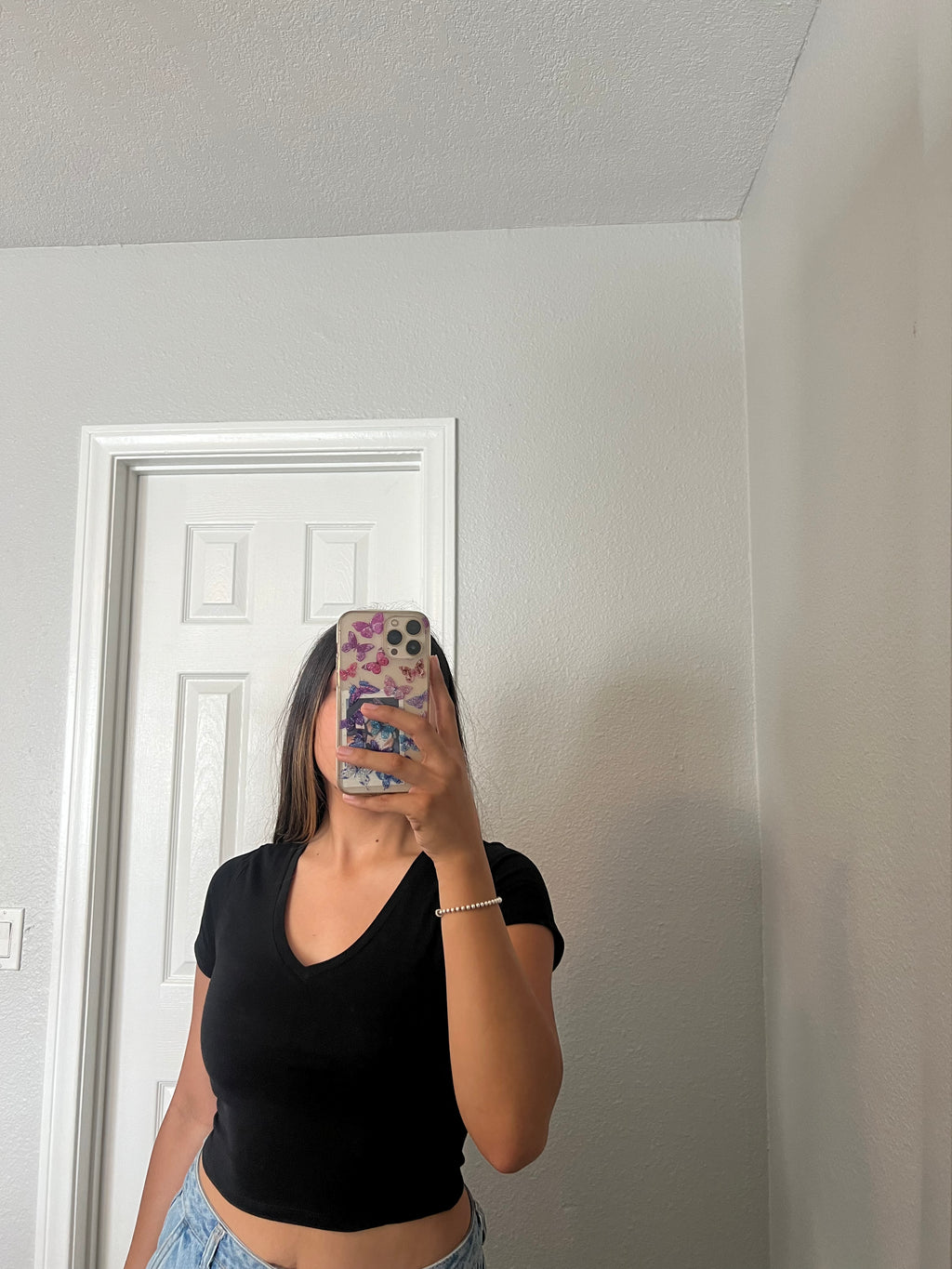 Sammy Basic V Top (Black)